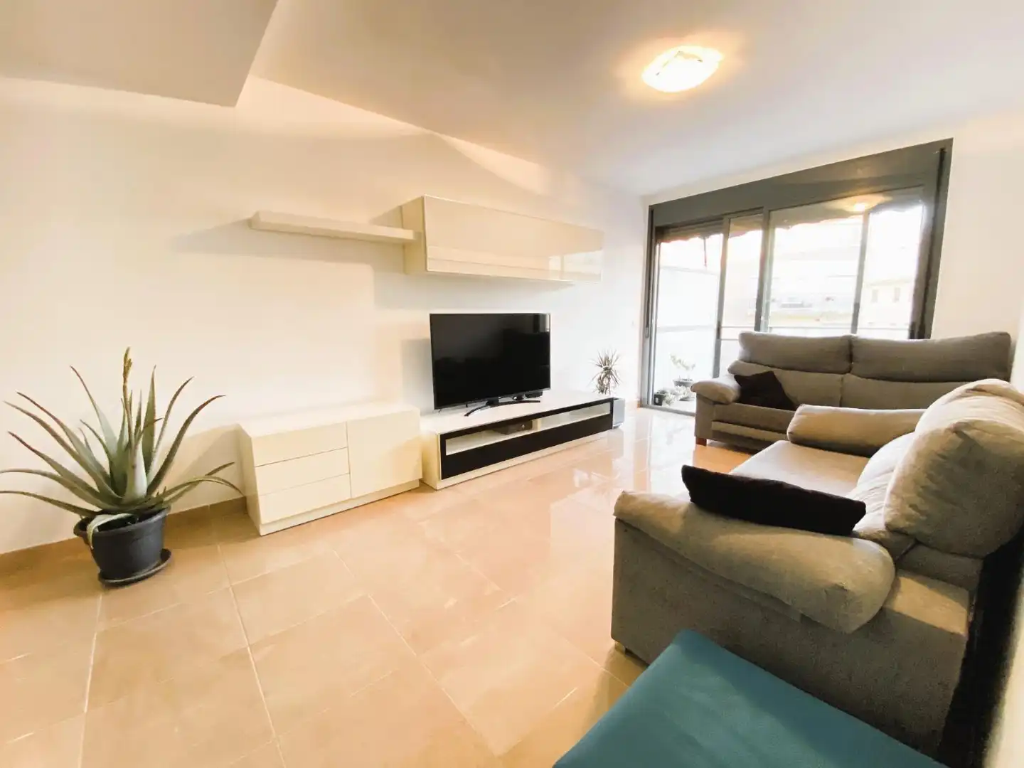 Piso con terraza en venta en Carrer XALET DEL BAU, imagen 4