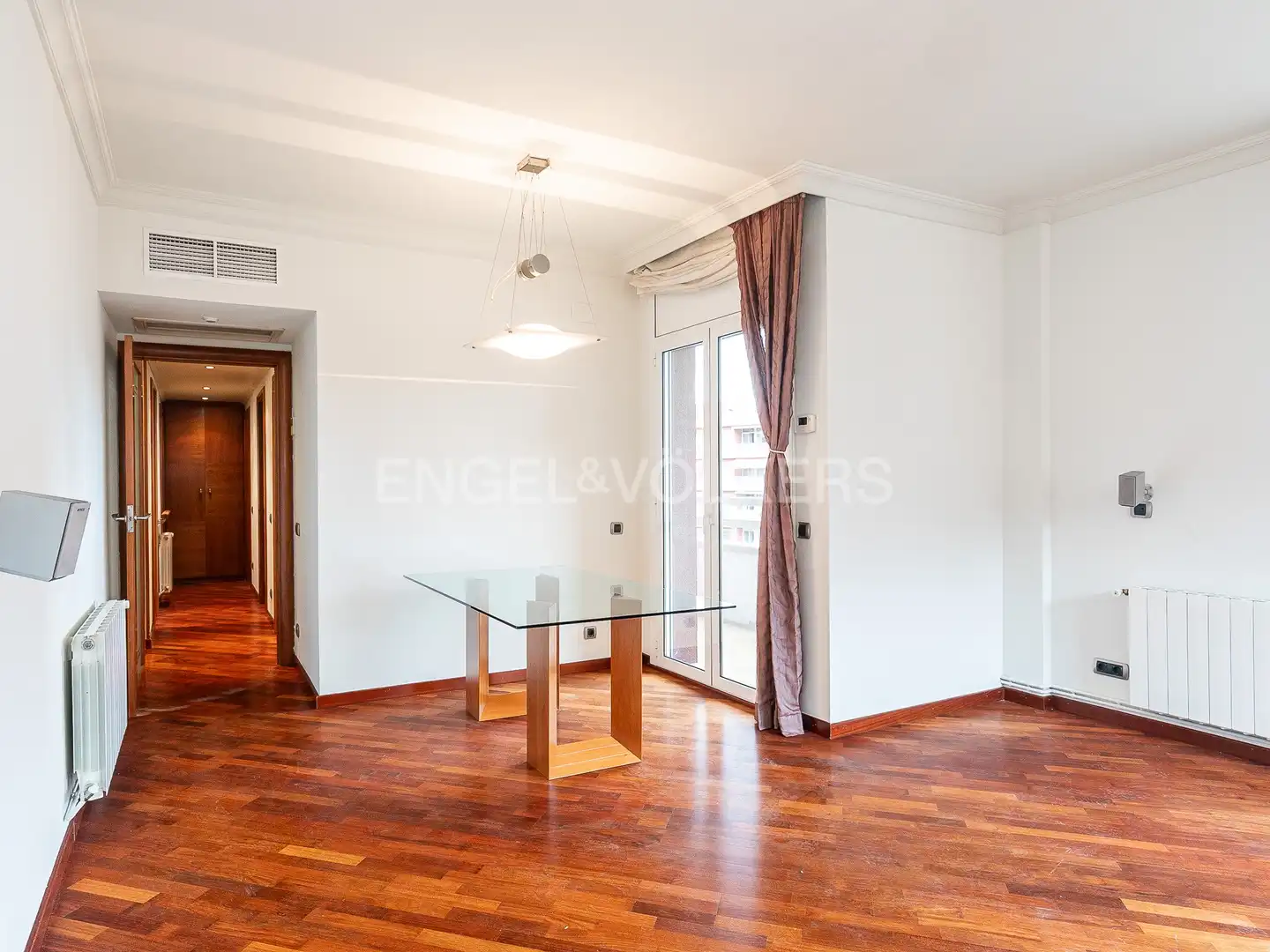 Wohnung zur Miete in La Maternitat i Sant Ramon
