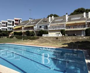 Piscina de Casa adosada en venda en Sant Andreu de Llavaneres amb Calefacció, Terrassa i Traster