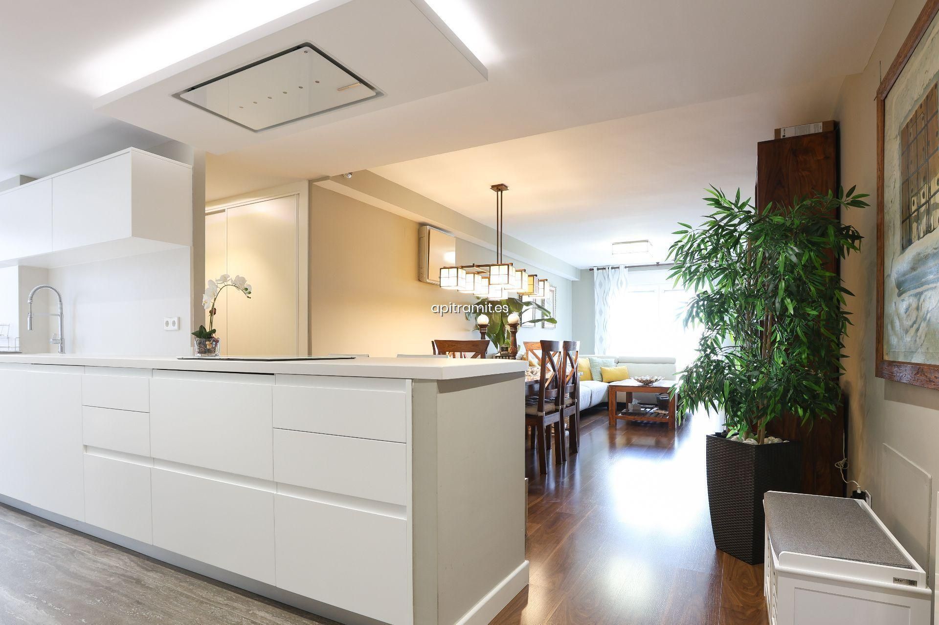 Cuina de Pis en venda en Valdemoro amb Aire condicionat, Calefacció i Jardí privat