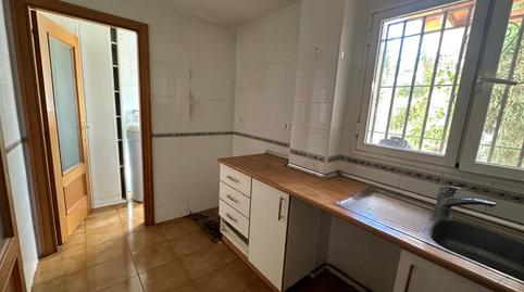 Foto 4 de Casa adosada en venda a C/ la Boira, Bonalba - Cotoveta, Alicante