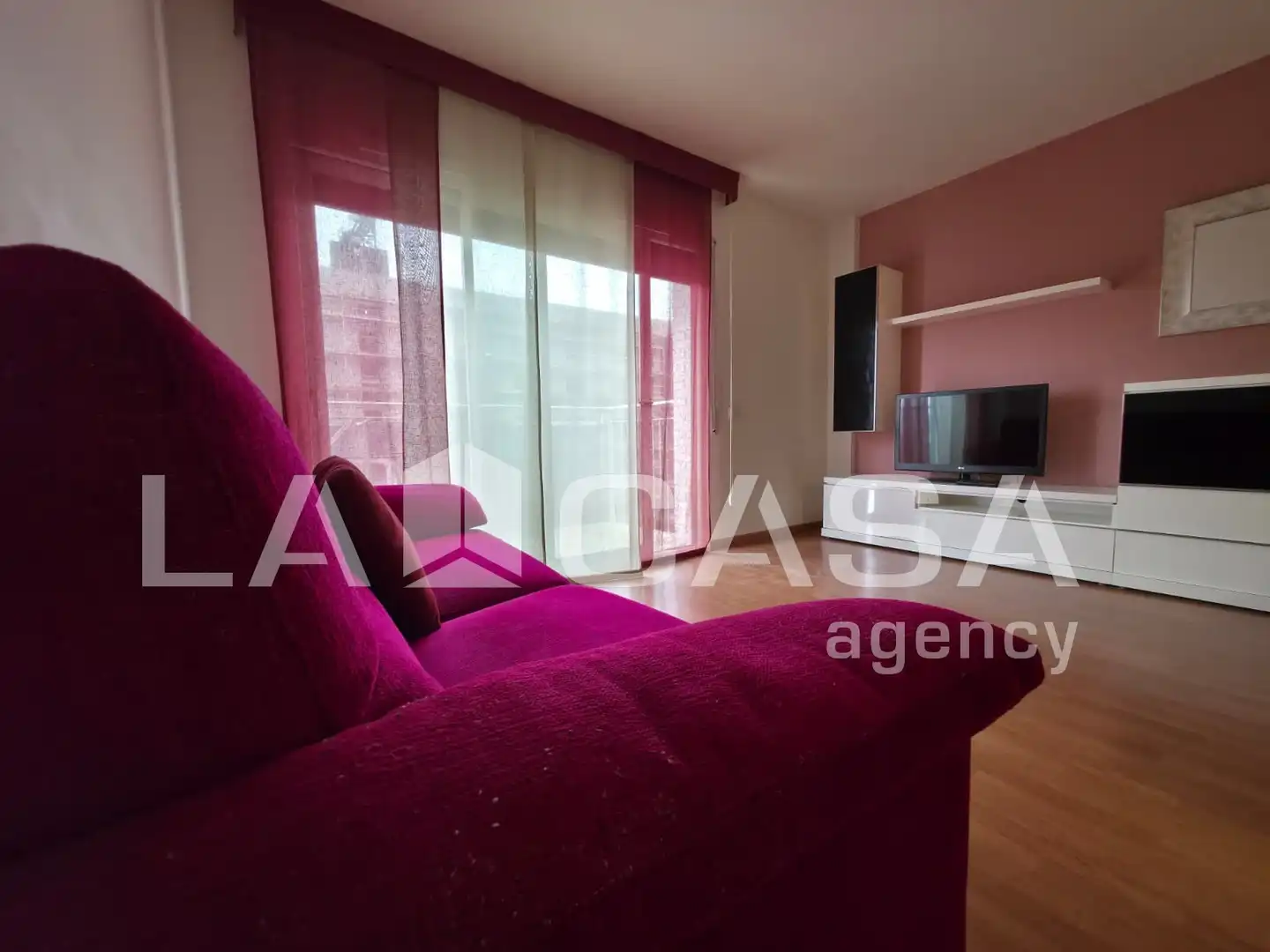 Living room of Flat for sale in Sabadell  with Swimming Pool and Balcony