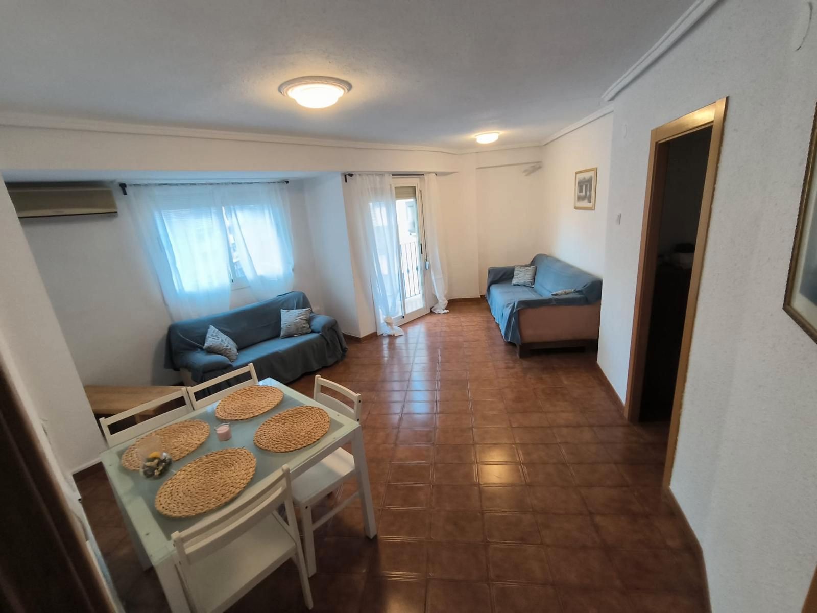 Sala d'estar de Pis en venda en  Valencia Capital amb Aire condicionat, Moblat i Balcó