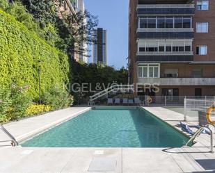 Swimming pool of Apartment to rent in  Madrid Capital  with Air Conditioner and Swimming Pool