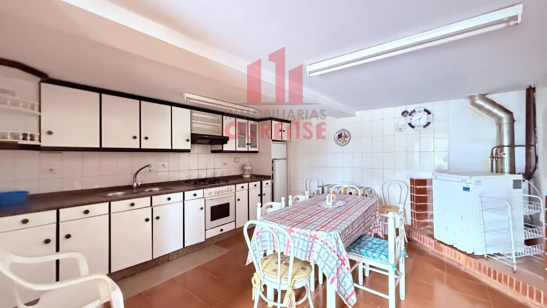 Kitchen of Houses for sale in Nogueira de Ramuín  with Heating, Terrace and Storage room
