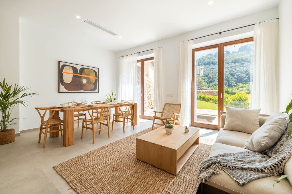 Living room of Country house for sale in Fornalutx  with Air Conditioner, Heating and Private garden