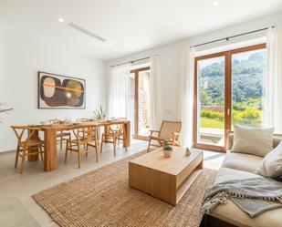 Sala d'estar de Finca rústica en venda en Fornalutx amb Aire condicionat, Calefacció i Jardí privat