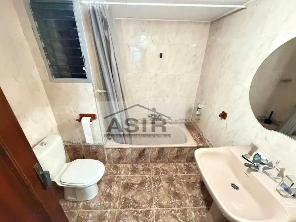 Badezimmer von Dachboden zum Verkauf in Alzira mit Terrasse