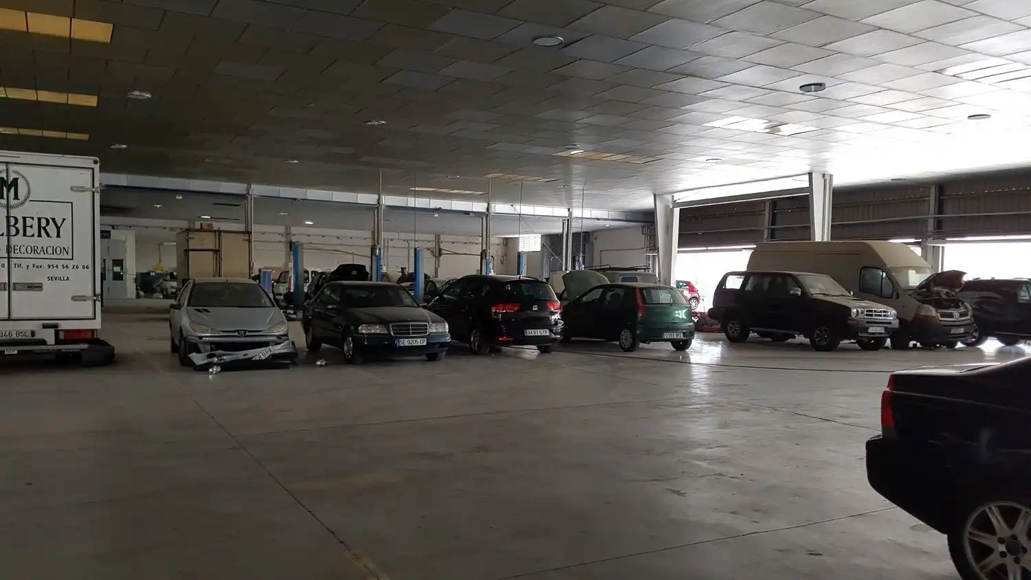 Parking de Nave industrial de alquiler en Camas