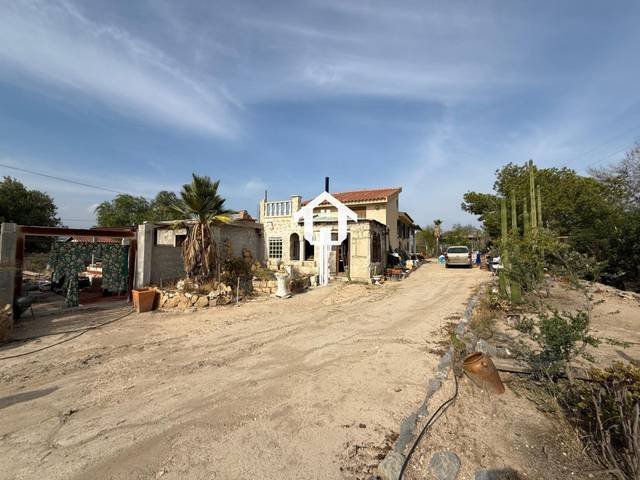 Casa-chalet en Venta en Fontcalent