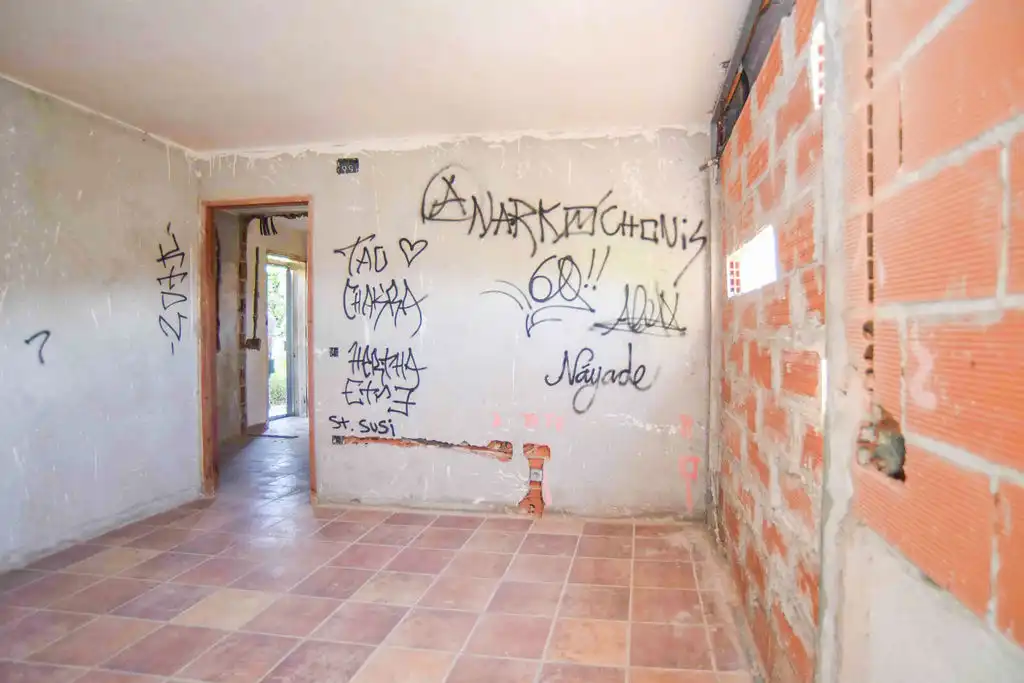 Buildings for sale in Santa Susanna