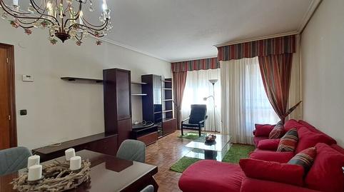 Photo 3 of Flat for rent in Calle Pintor Diaz de Olano Margolaria Kalea, San Martín, Vitoria - Gasteiz