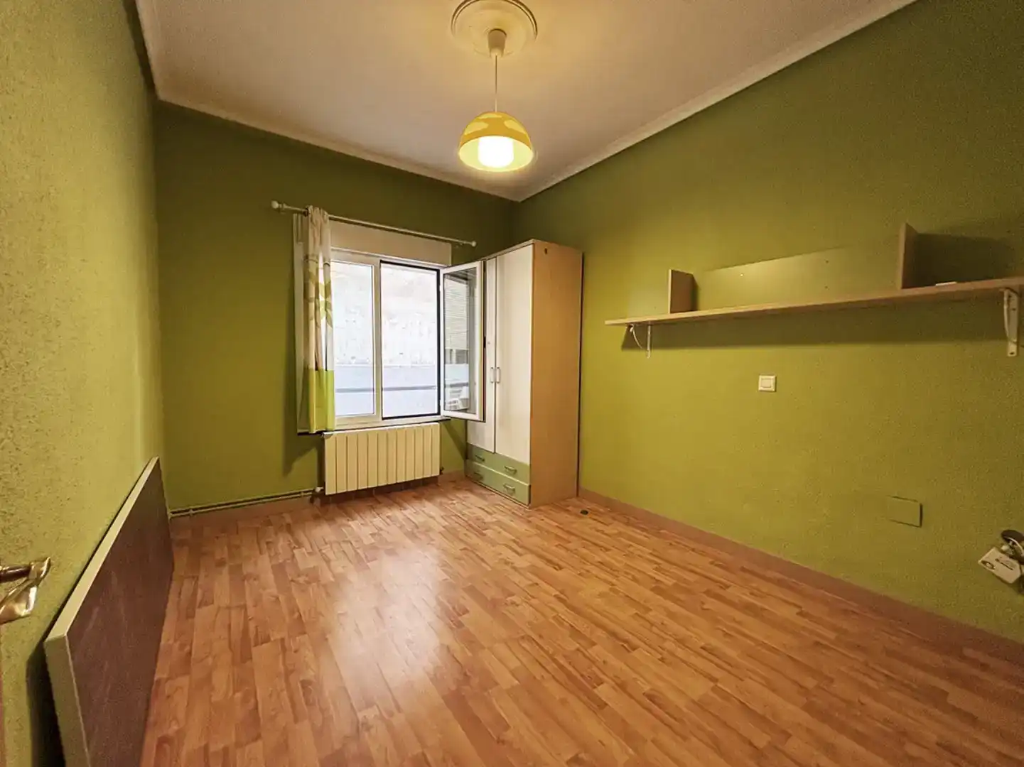 Habitación de Piso en venta en  Logroño con Terraza