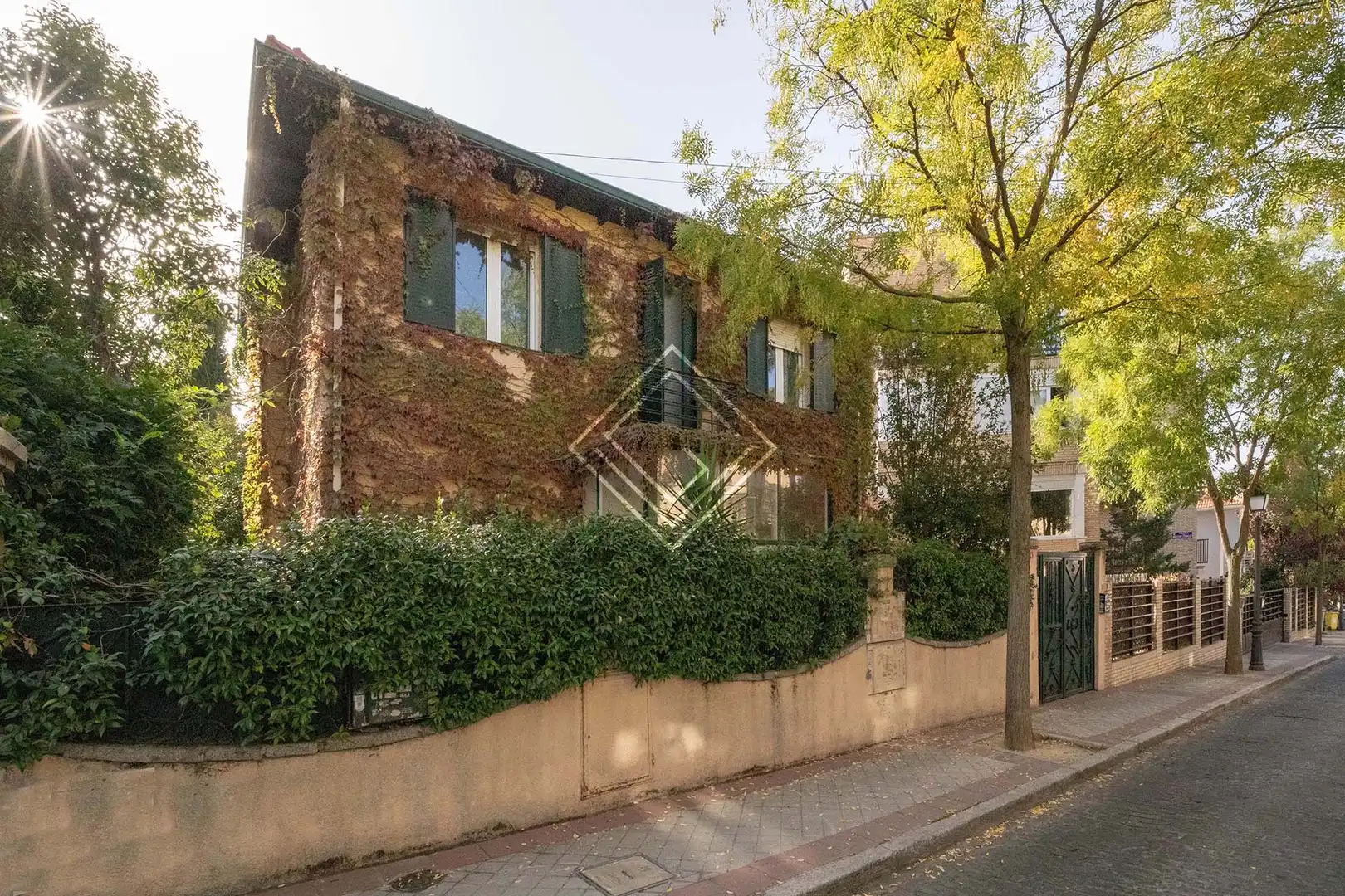 Vista exterior de Casa o chalet en venta en Madrid