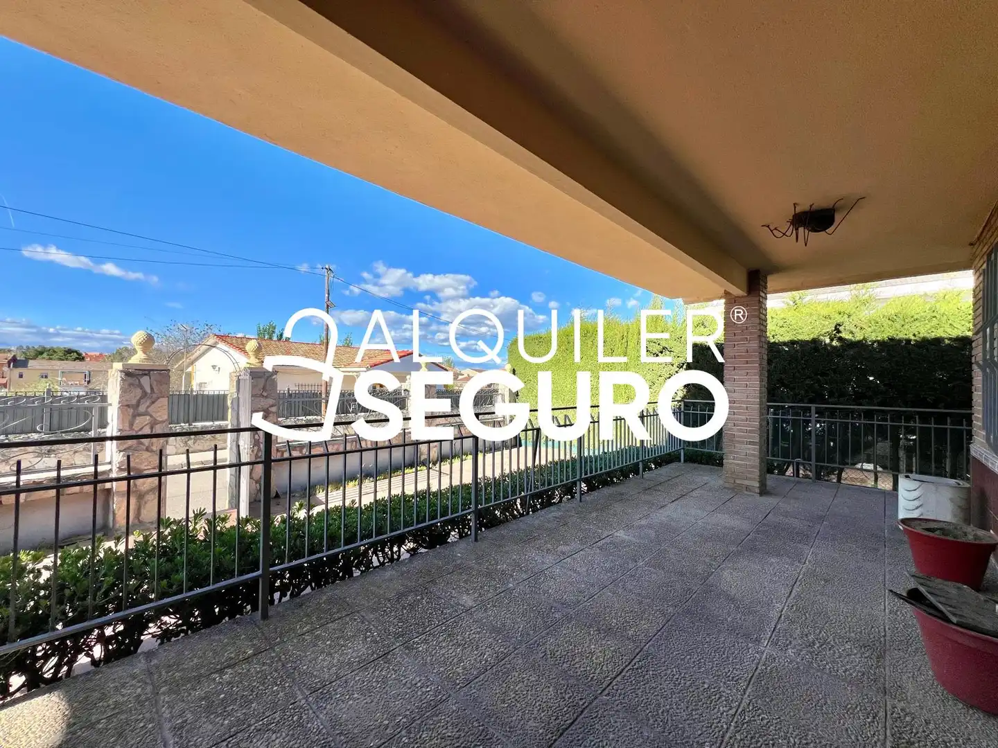 Vista exterior de Casa o chalet de alquiler en Valdetorres de Jarama con Calefacción, Terraza y Trastero