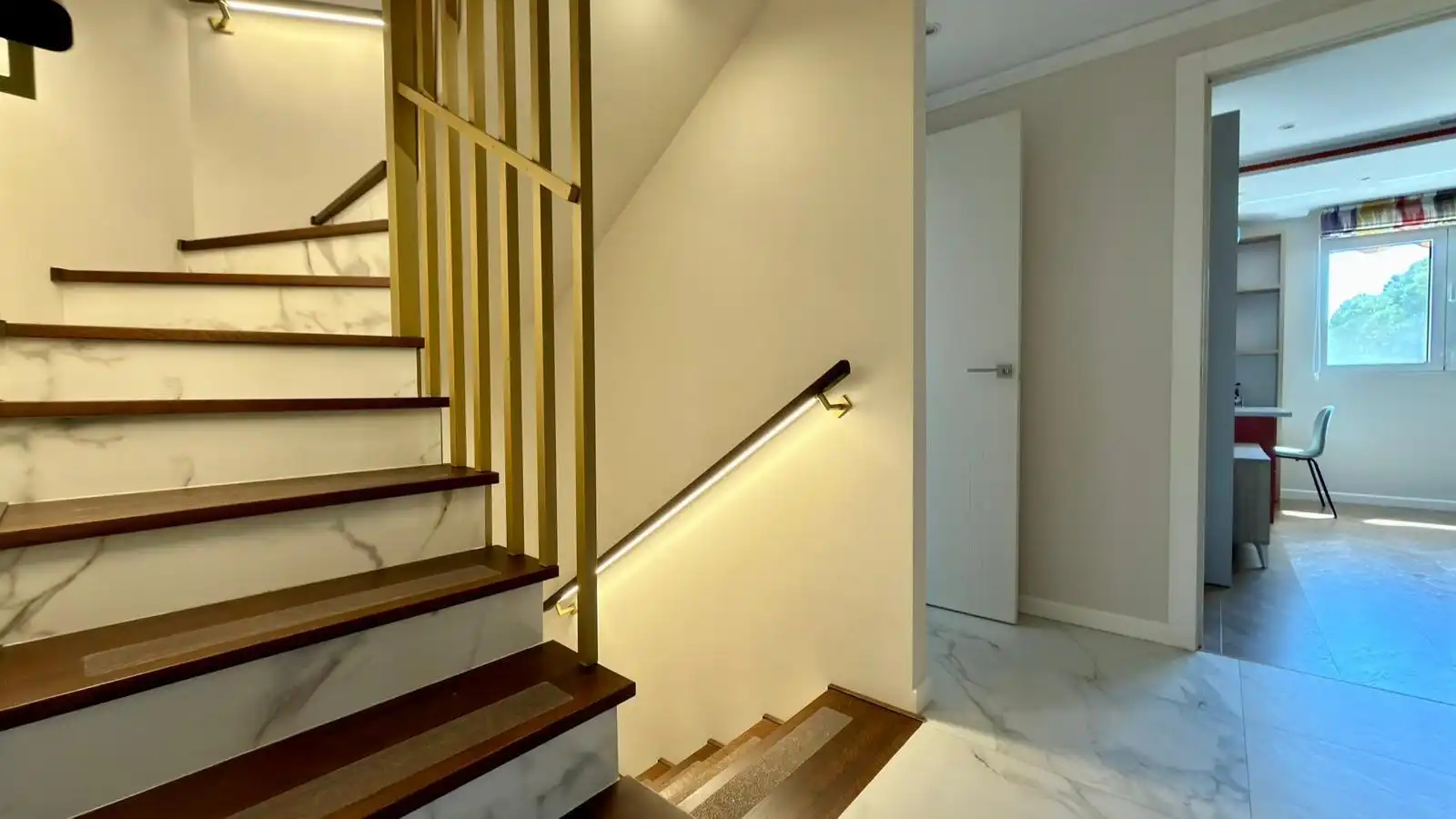 Casa o chalet en venta en Alicante / Alacant con Aire acondicionado, Calefacción y Jardín privado