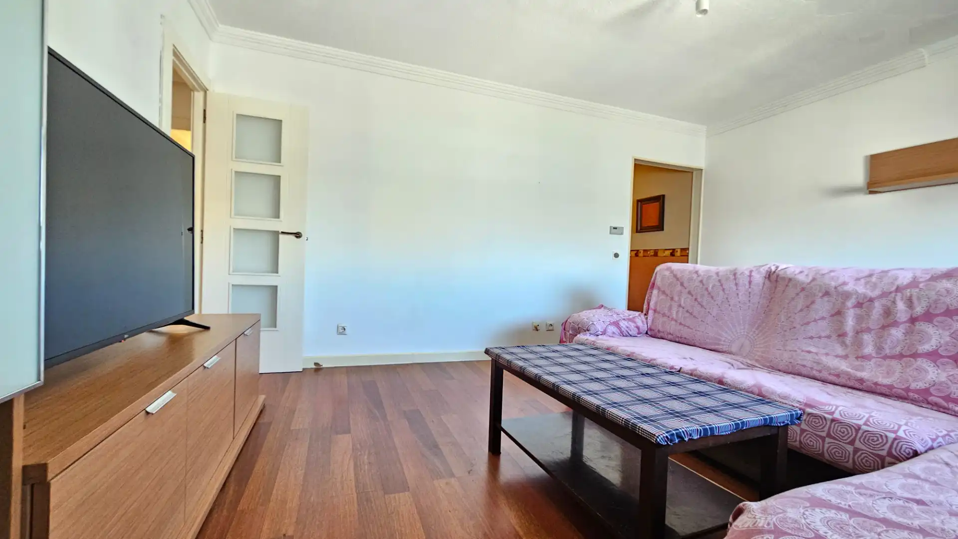 Sala de estar de Piso en venta en Zaragoza con Calefacción y Amueblado