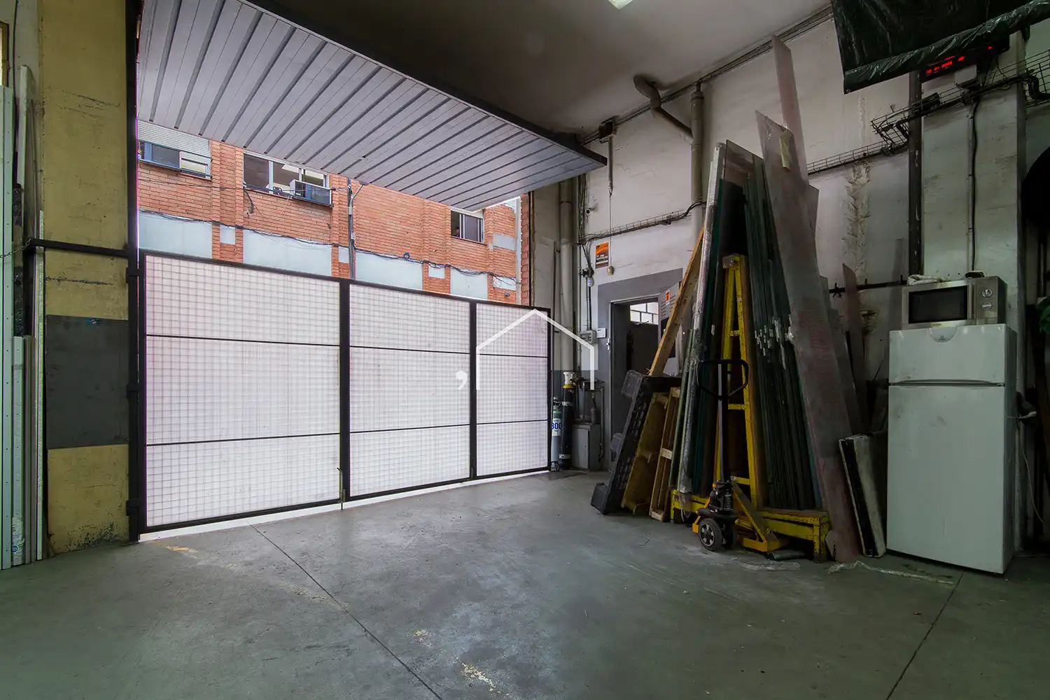 Exterior view of Industrial buildings for sale in Barcelona
