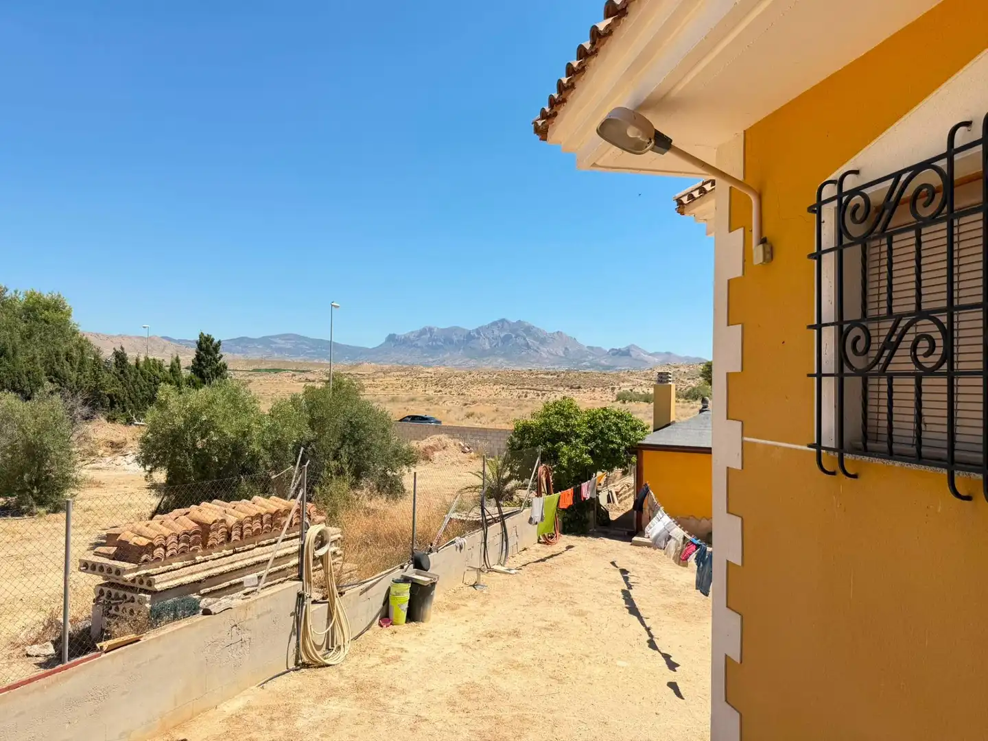 Vista exterior de Casa o xalet en venda en Mutxamel amb Terrassa i Piscina