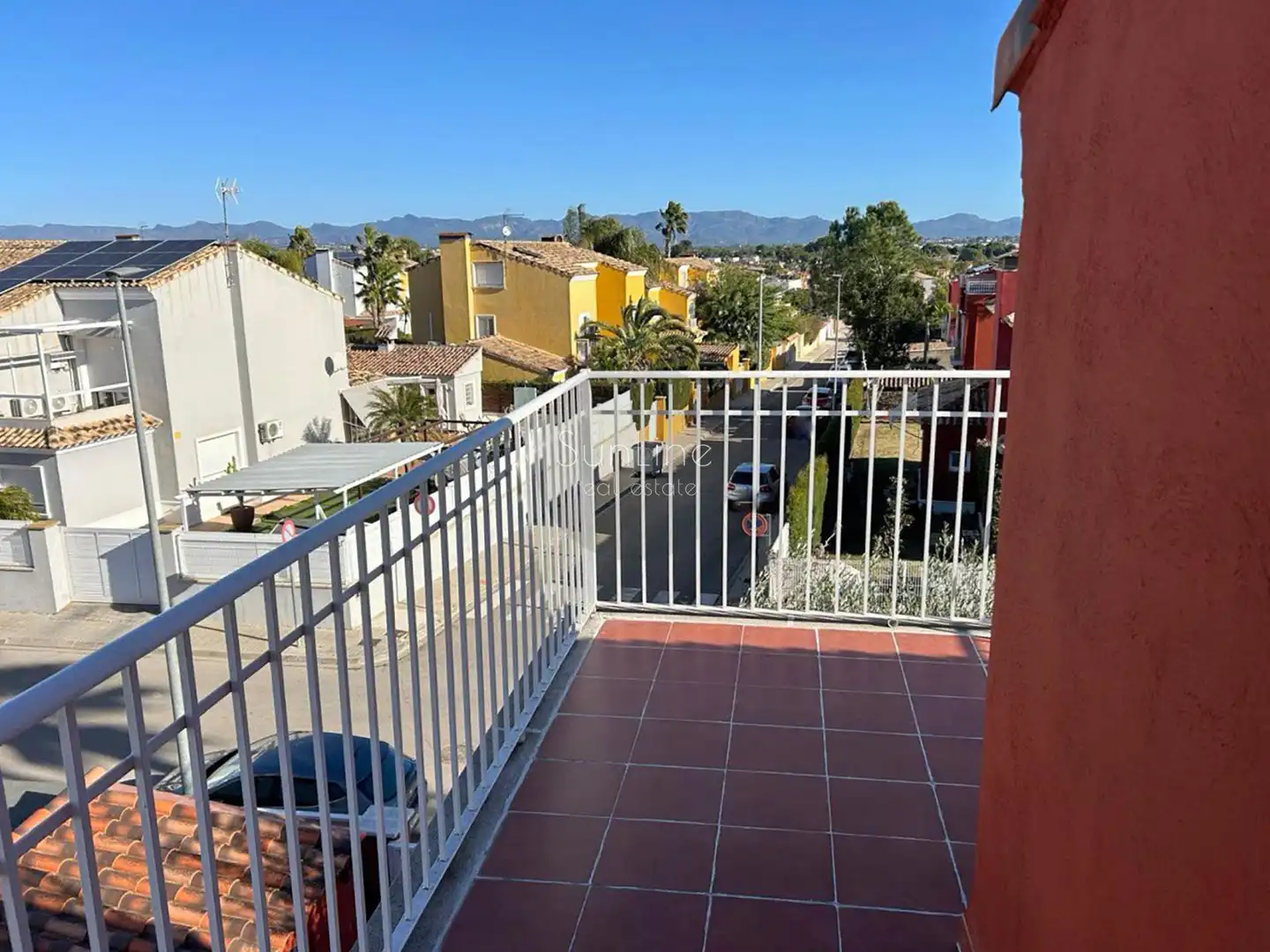 Exterior view of Houses for sale in La Pobla de Vallbona  with Air Conditioner, Private garden and Terrace