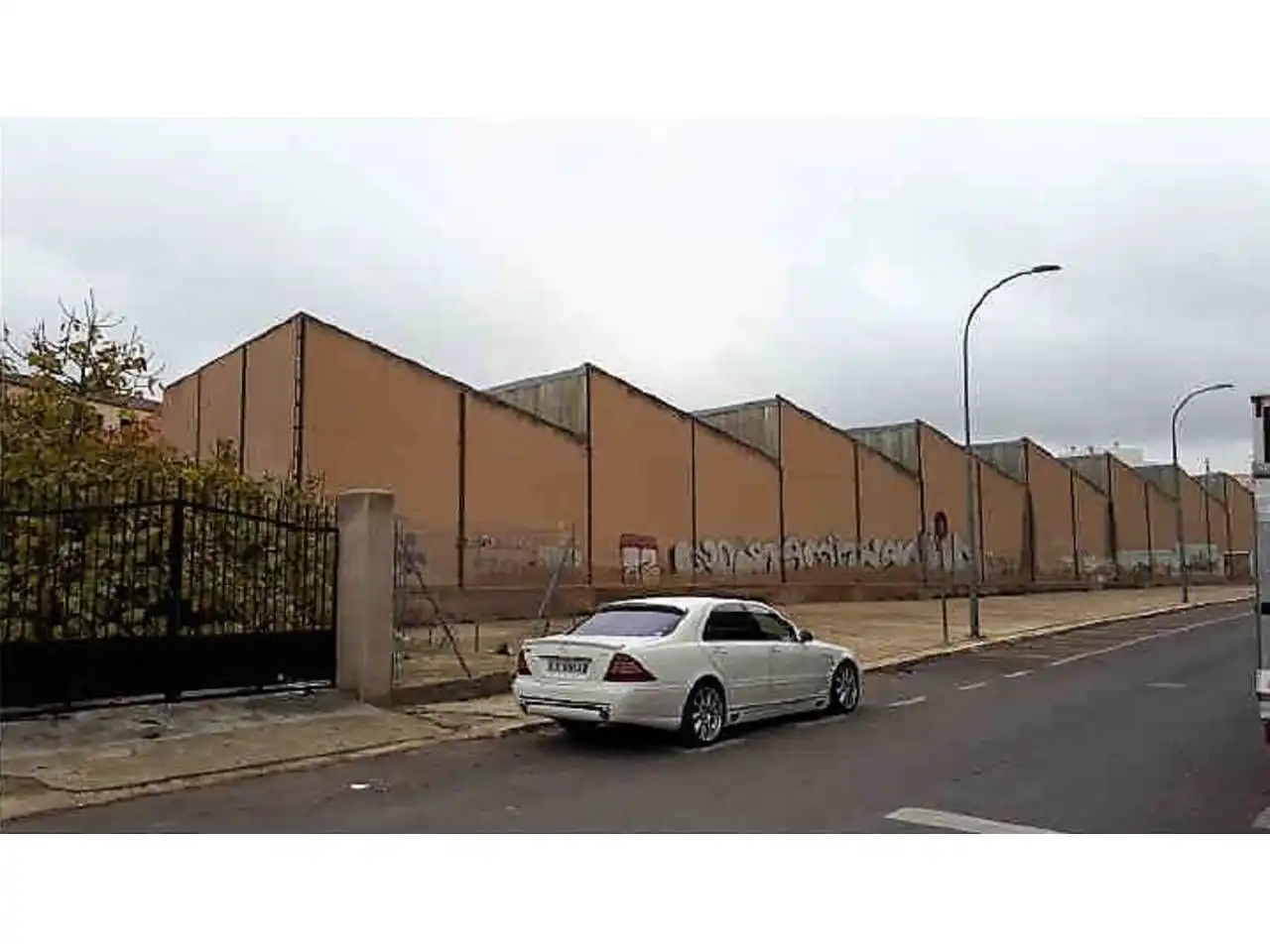 Residential land for sale in Almansa