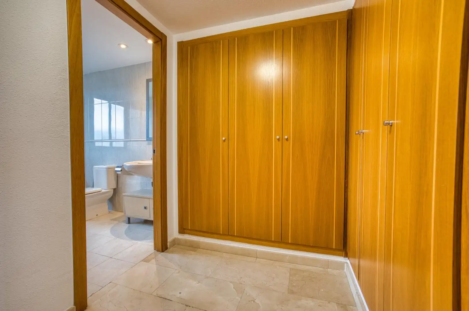 Baño de Ático en venta en Alicante / Alacant con Terraza, Trastero y Piscina comunitaria