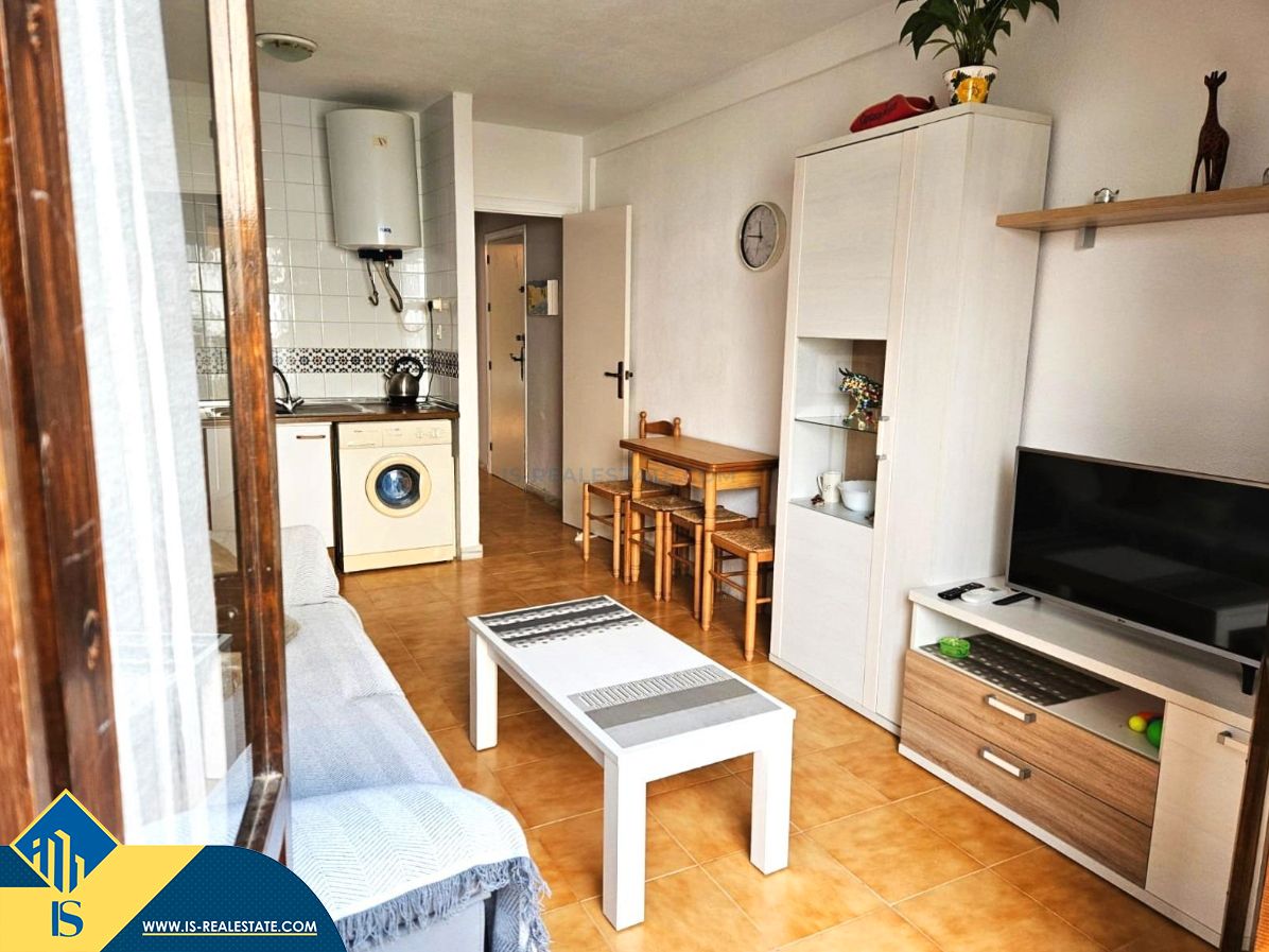 Bedroom of Apartment for sale in Torrevieja  with Air Conditioner, Heating and Furnished