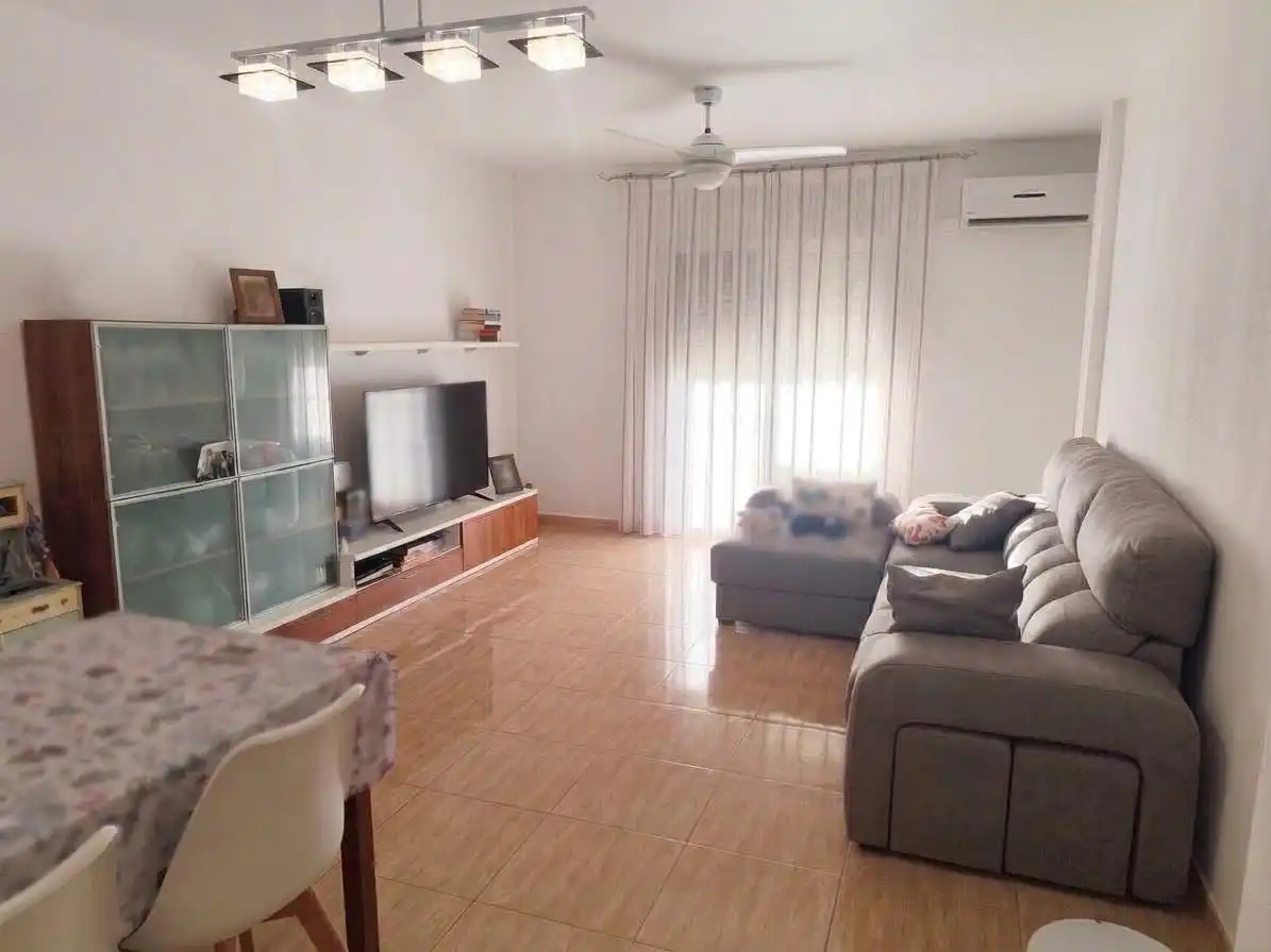 Sala d'estar de Pis en venda en Totana amb Moblat