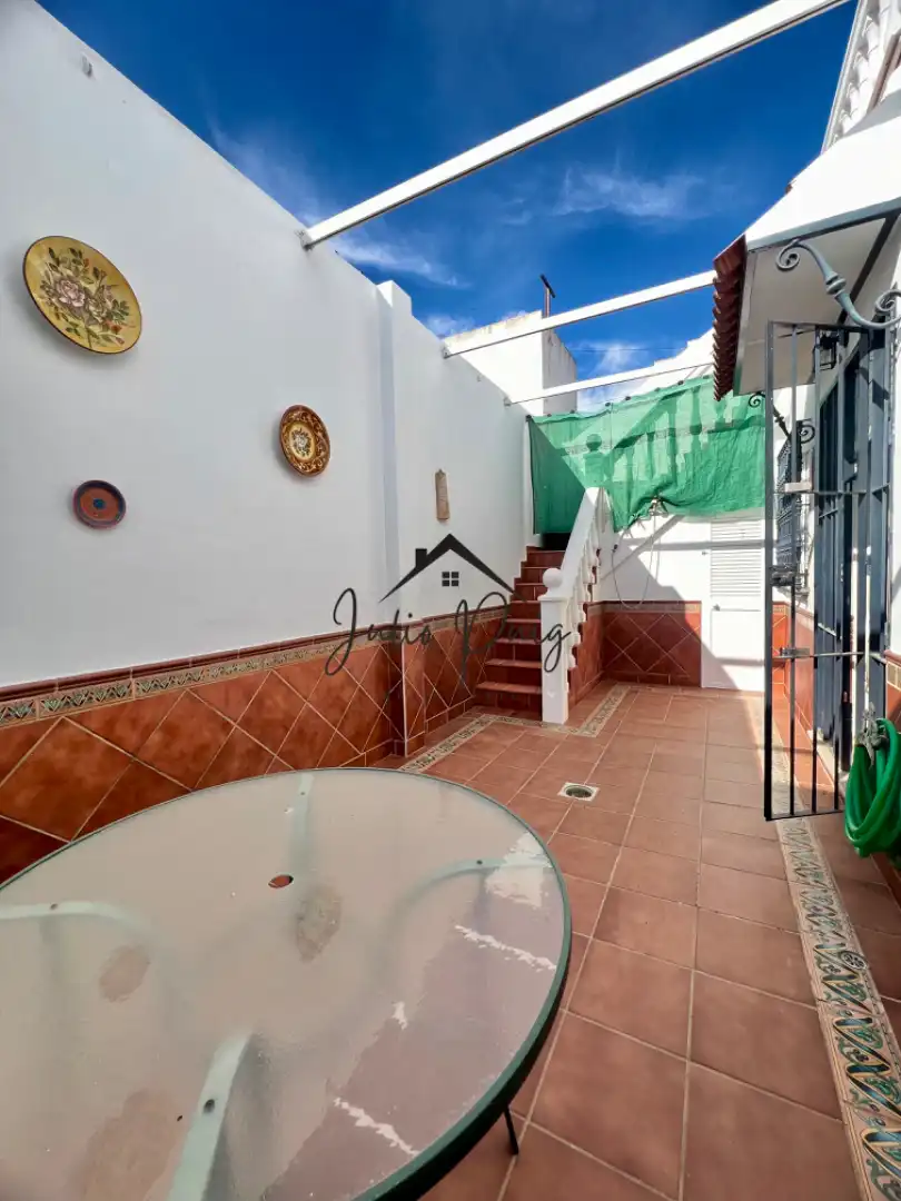 Terrassa de Casa o xalet en venda en Villamanrique de la Condesa amb Aire condicionat, Traster i Moblat
