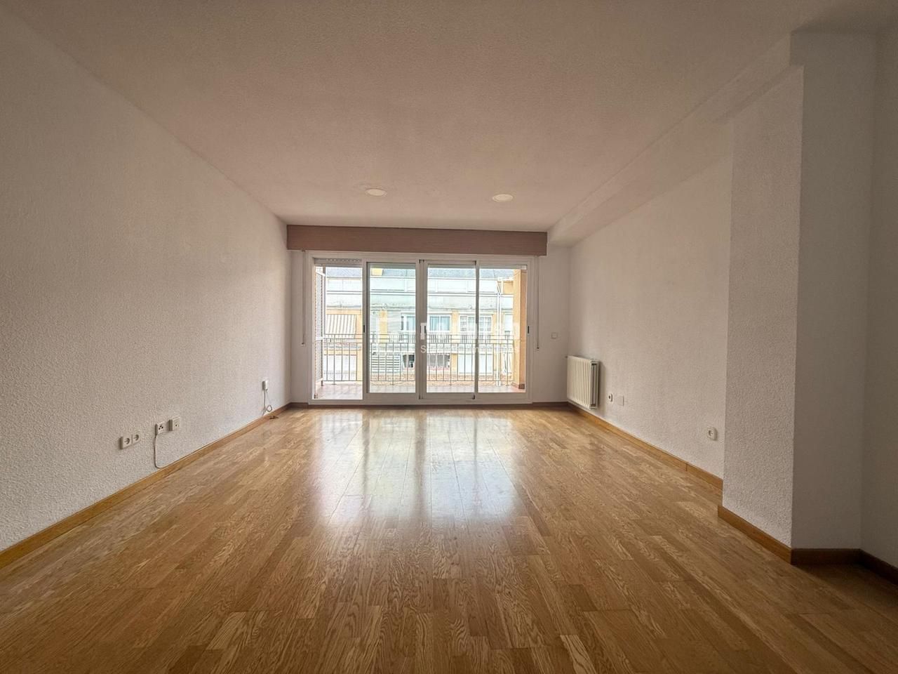 Sala d'estar de Pis en venda en Collado Villalba amb Calefacció, Terrassa i Piscina