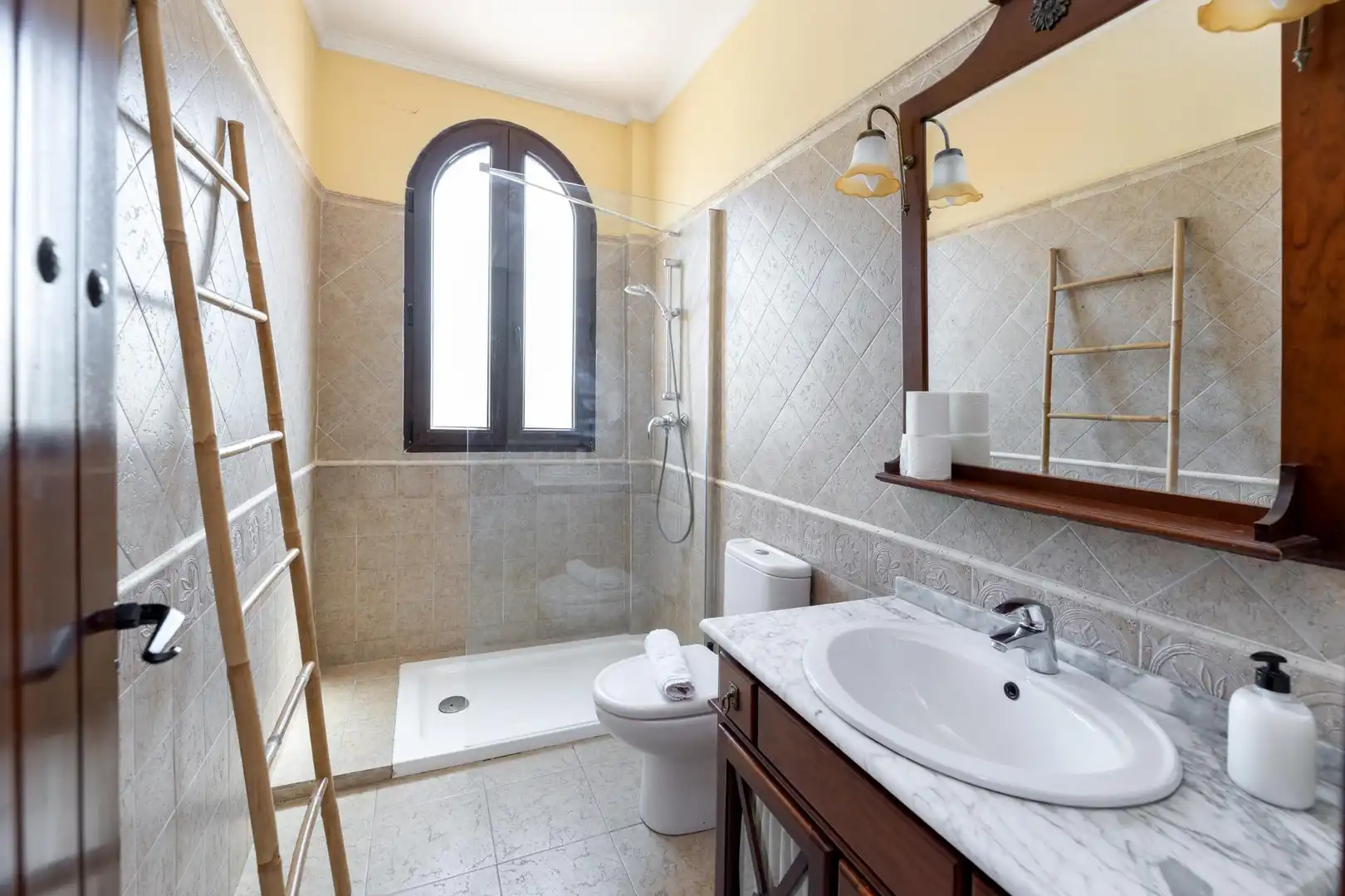 Baño de Casa o chalet en venta en Villa de Otura con Aire acondicionado, Jardín privado y Terraza