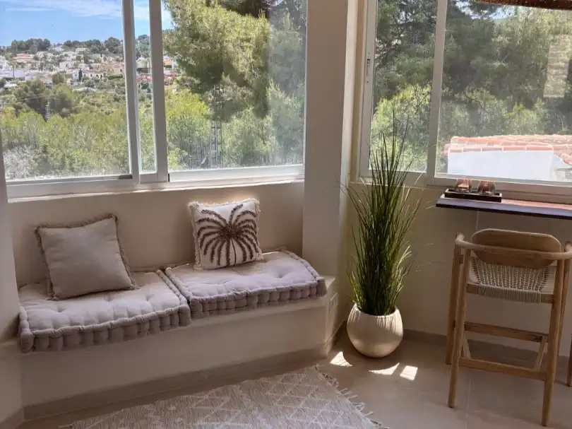 Sala d'estar de Casa o xalet en venda en Cap Martí - El Tossalet - Pinomar