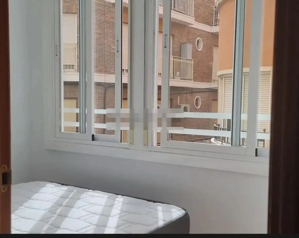 Habitación de Piso en venta en Elche / Elx con Aire acondicionado y Amueblado
