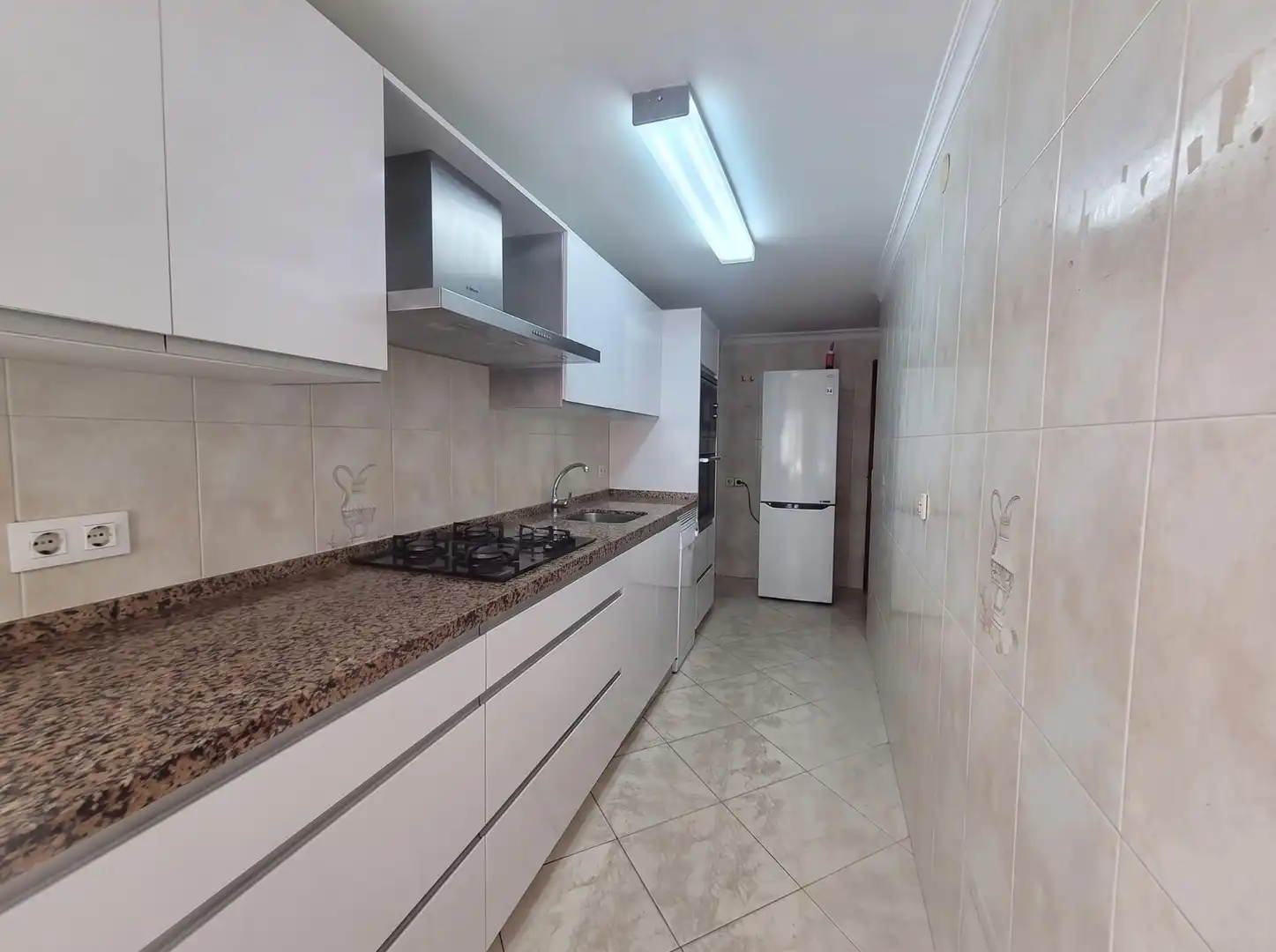 Cuina de Pis en venda en Cádiz amb Aire condicionat i Terrassa