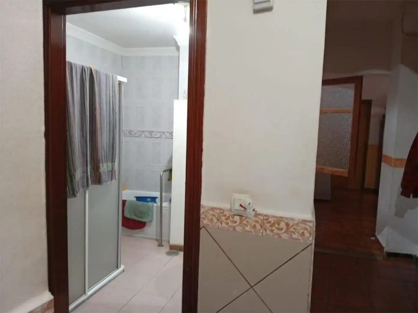 Baño de Casa adosada en venta en El Burgo con Aire acondicionado y Amueblado