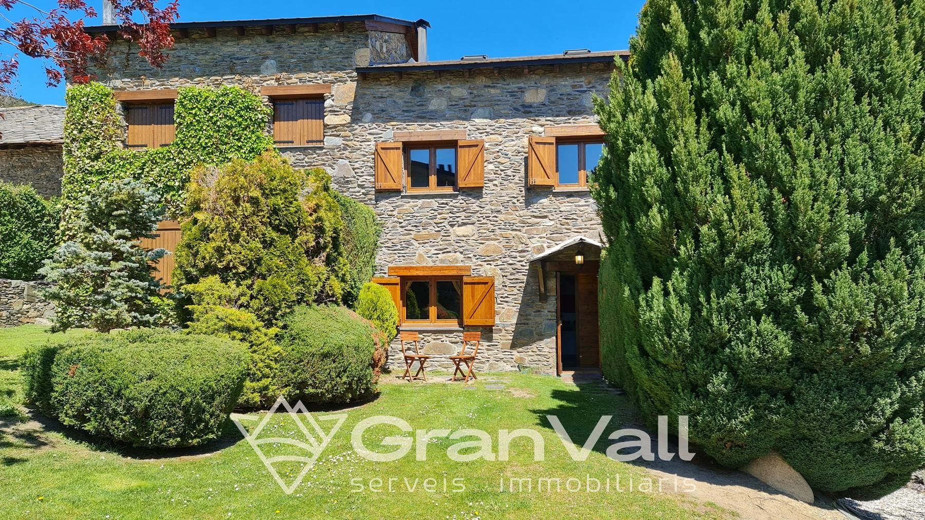 Garden of Single-family semi-detached for sale in Guils de Cerdanya  with Heating, Private garden and Terrace