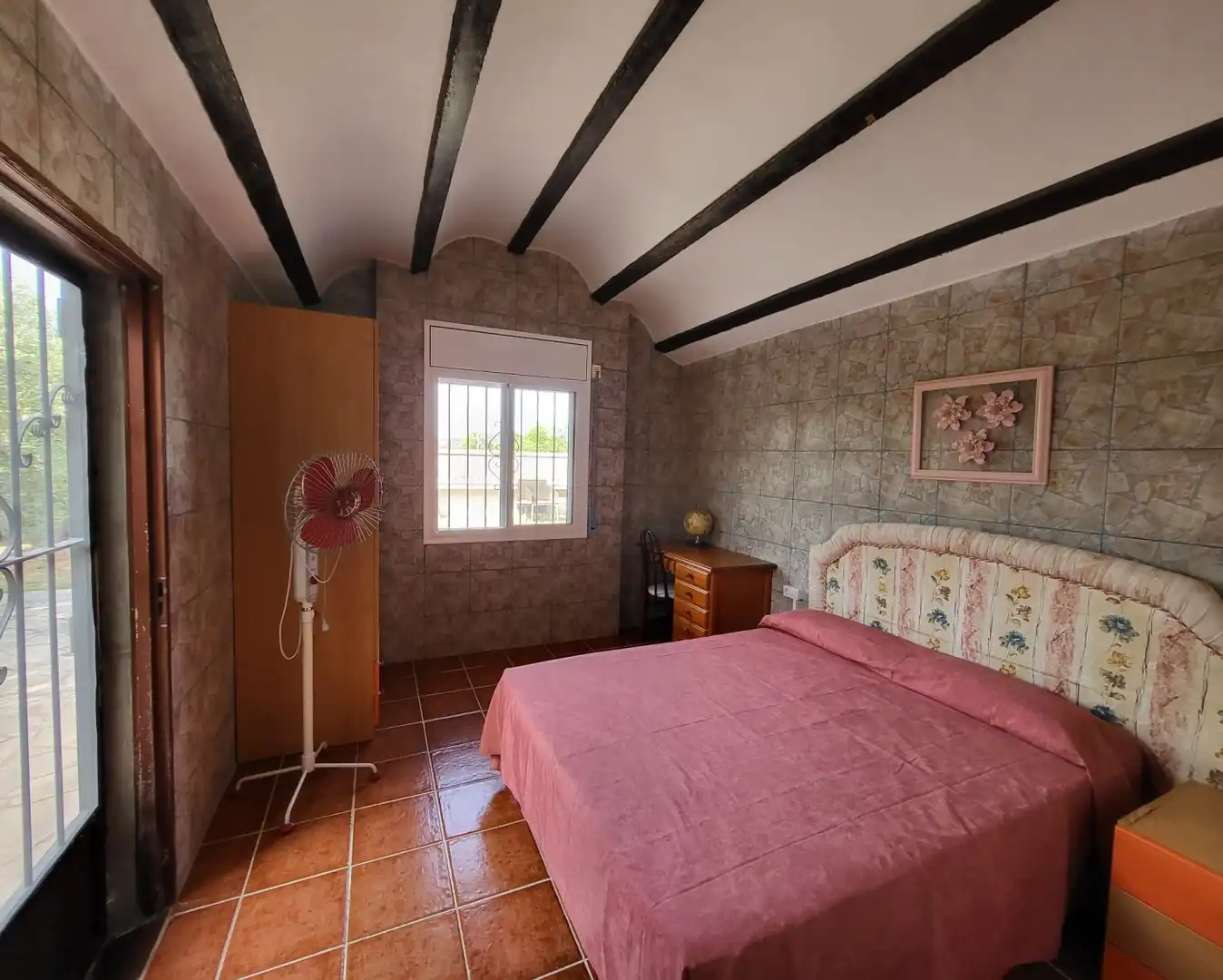 Dormitori de Finca rústica en venda en L'Ametlla de Mar  amb Jardí privat, Terrassa i Traster