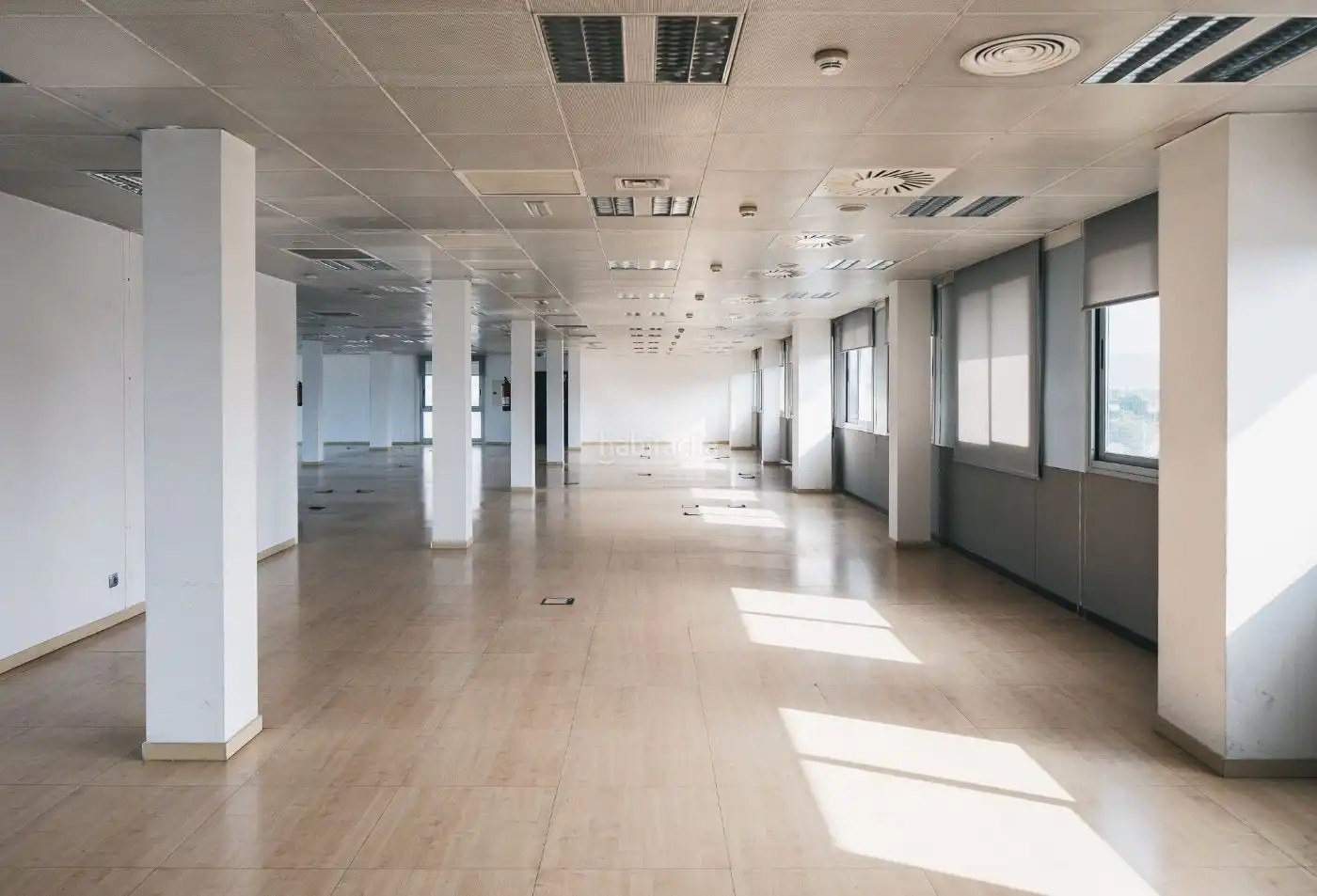 Bureau avec ascenseur à louer à Avinguda les Garrigues 46, imagen 29