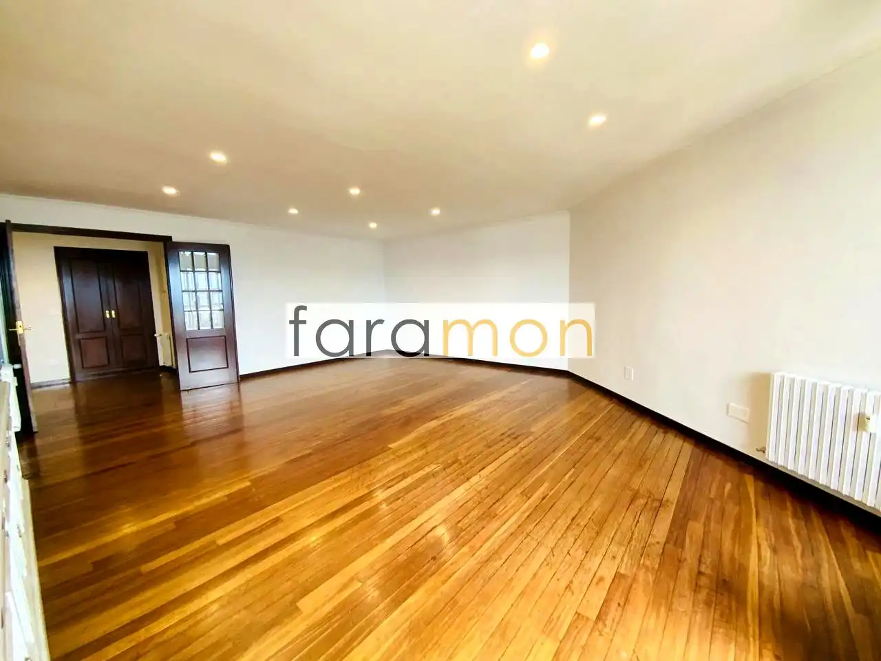 Flat for rent in Vigo   with Air Conditioner, Heating and Terrace