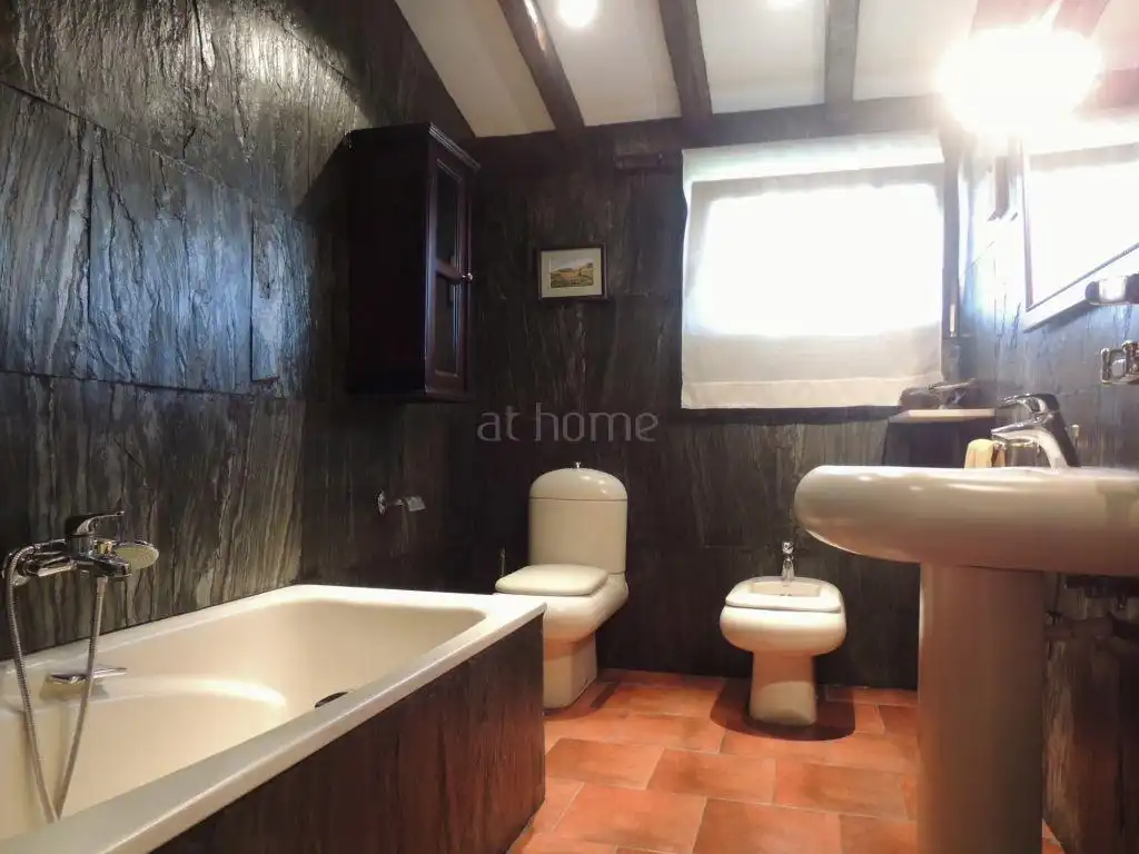 Baño de Finca rústica en venta en Puçol con Aire acondicionado, Calefacción y Jardín privado