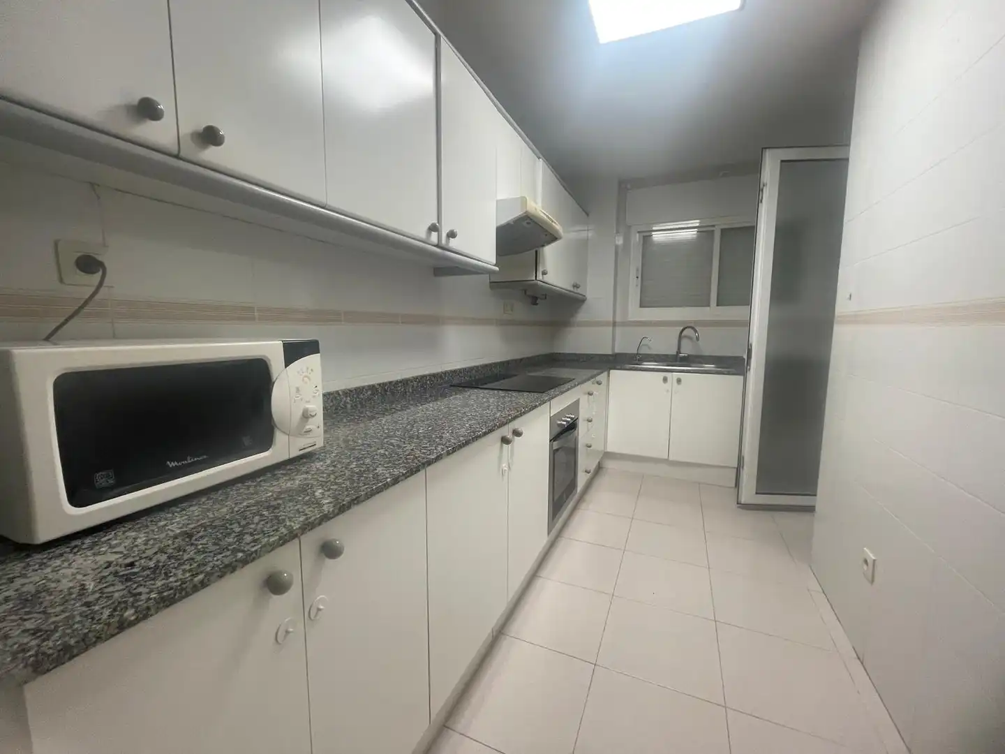 Kitchen of Flat for rent in Palamós  with Air Conditioner, Heating and Oven