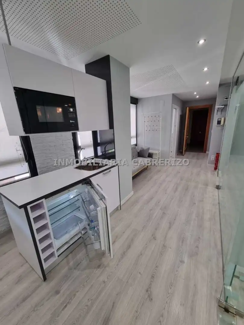 Büro zum Verkauf in  Logroño mit Klimaanlage, Heizung und Möbliert