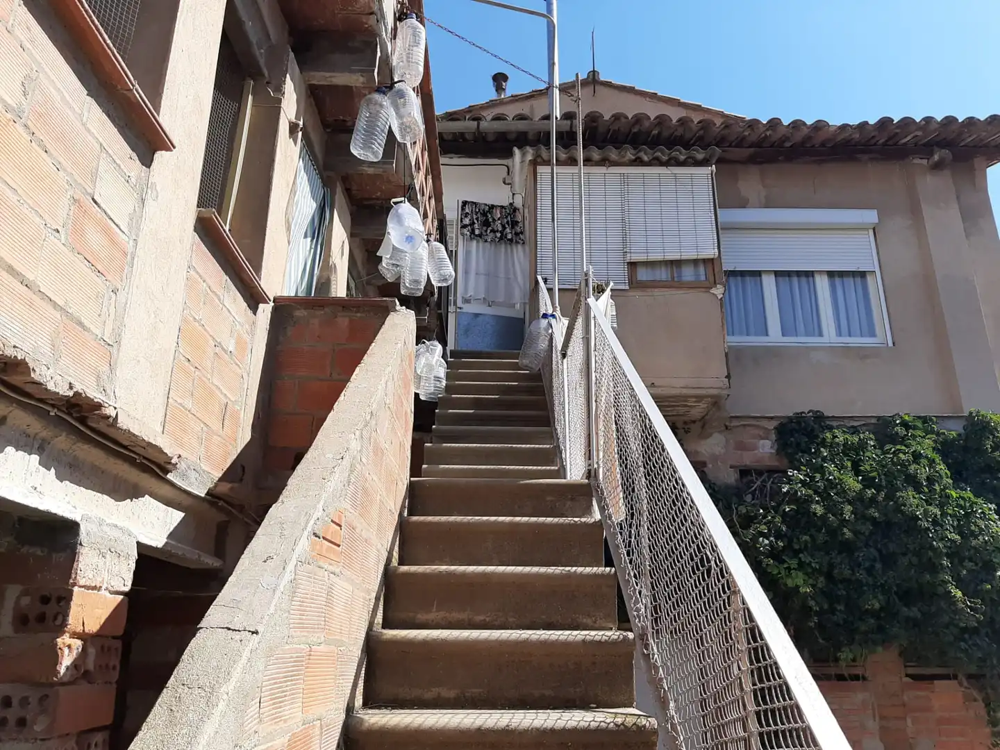 Vista exterior de Casa o xalet en venda en Ivars d'Urgell amb Jardí privat, Terrassa i Traster