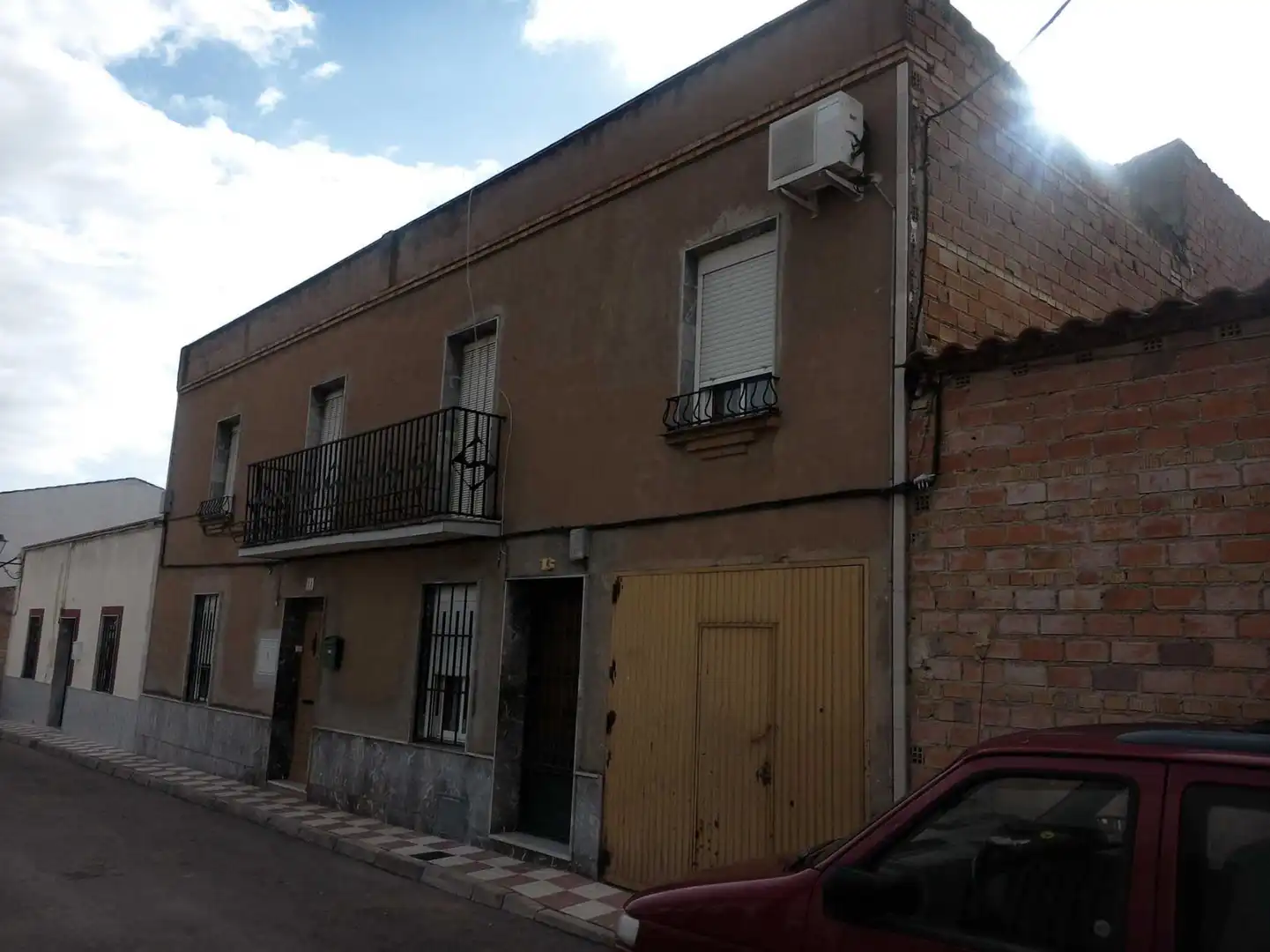 Vista exterior de Piso en venta en Guarromán con Trastero