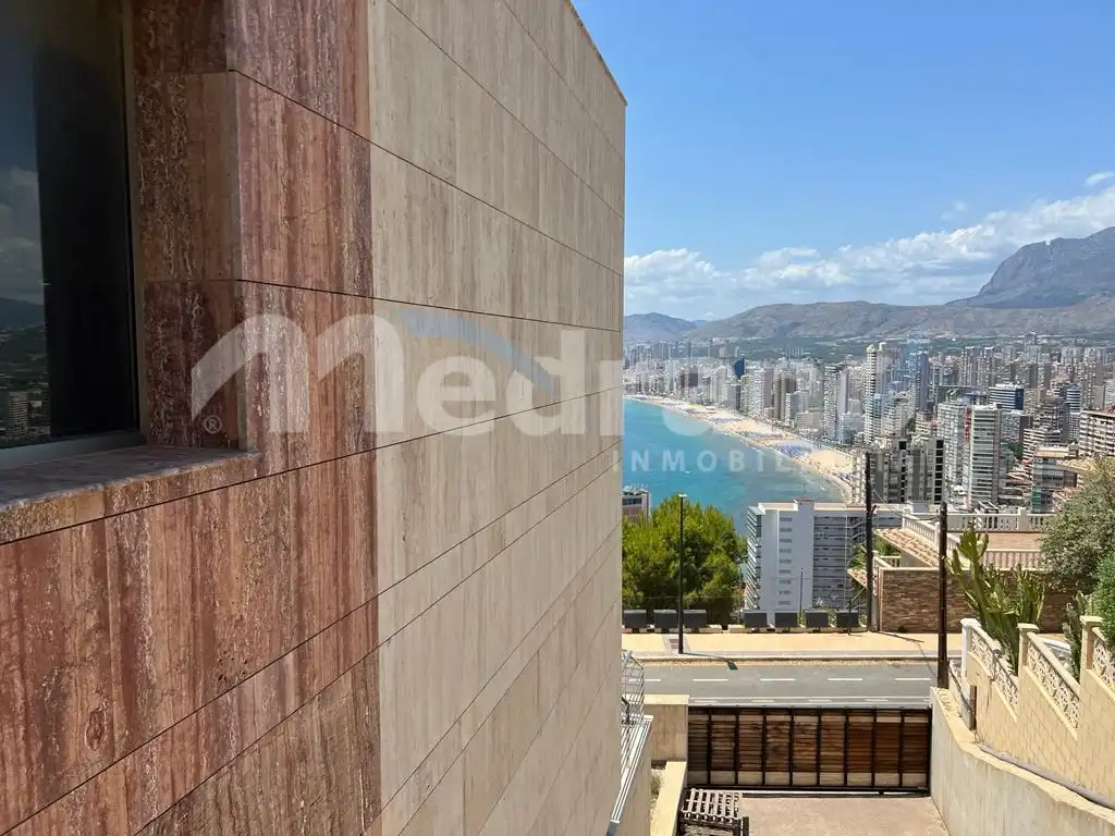 Vista exterior de Casa o xalet en venda en Benidorm