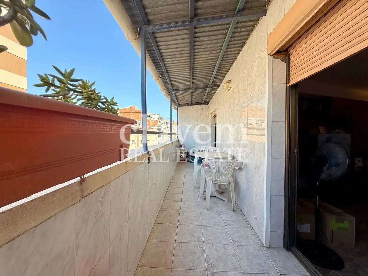 Außenansicht von Dachboden zum Verkauf in L'Hospitalet de Llobregat mit Klimaanlage und Terrasse