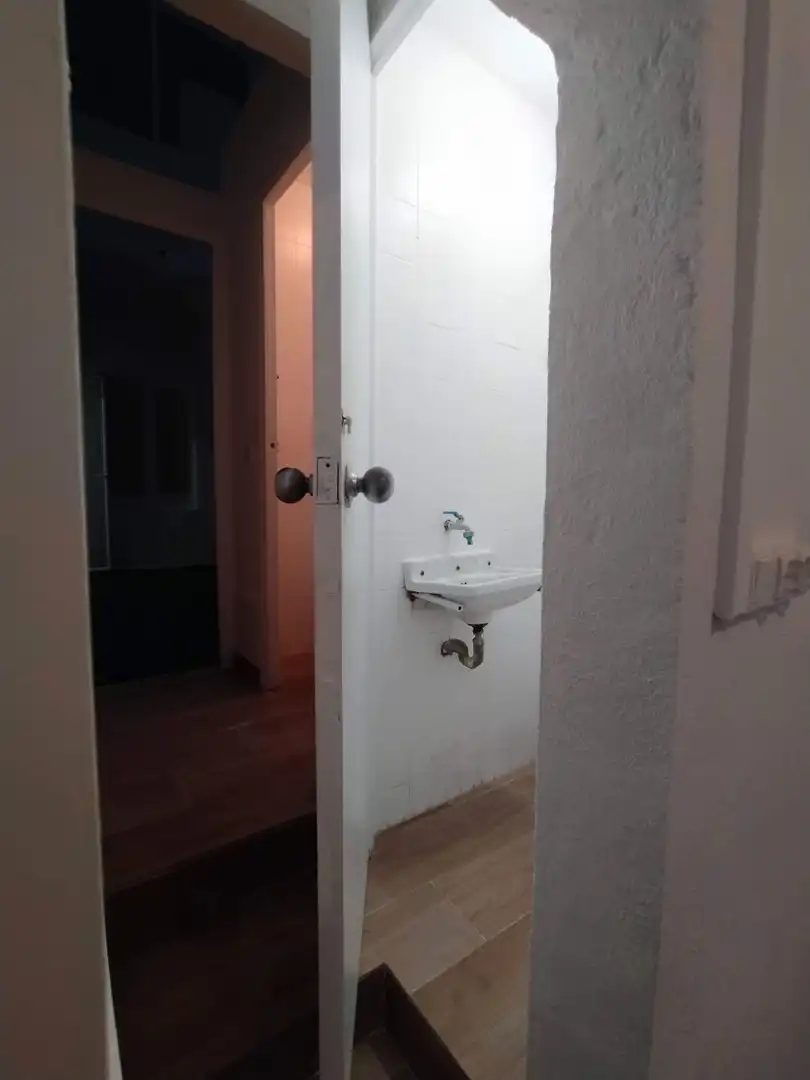 Business premises for sale in Horta - Guinardó, imagen 5