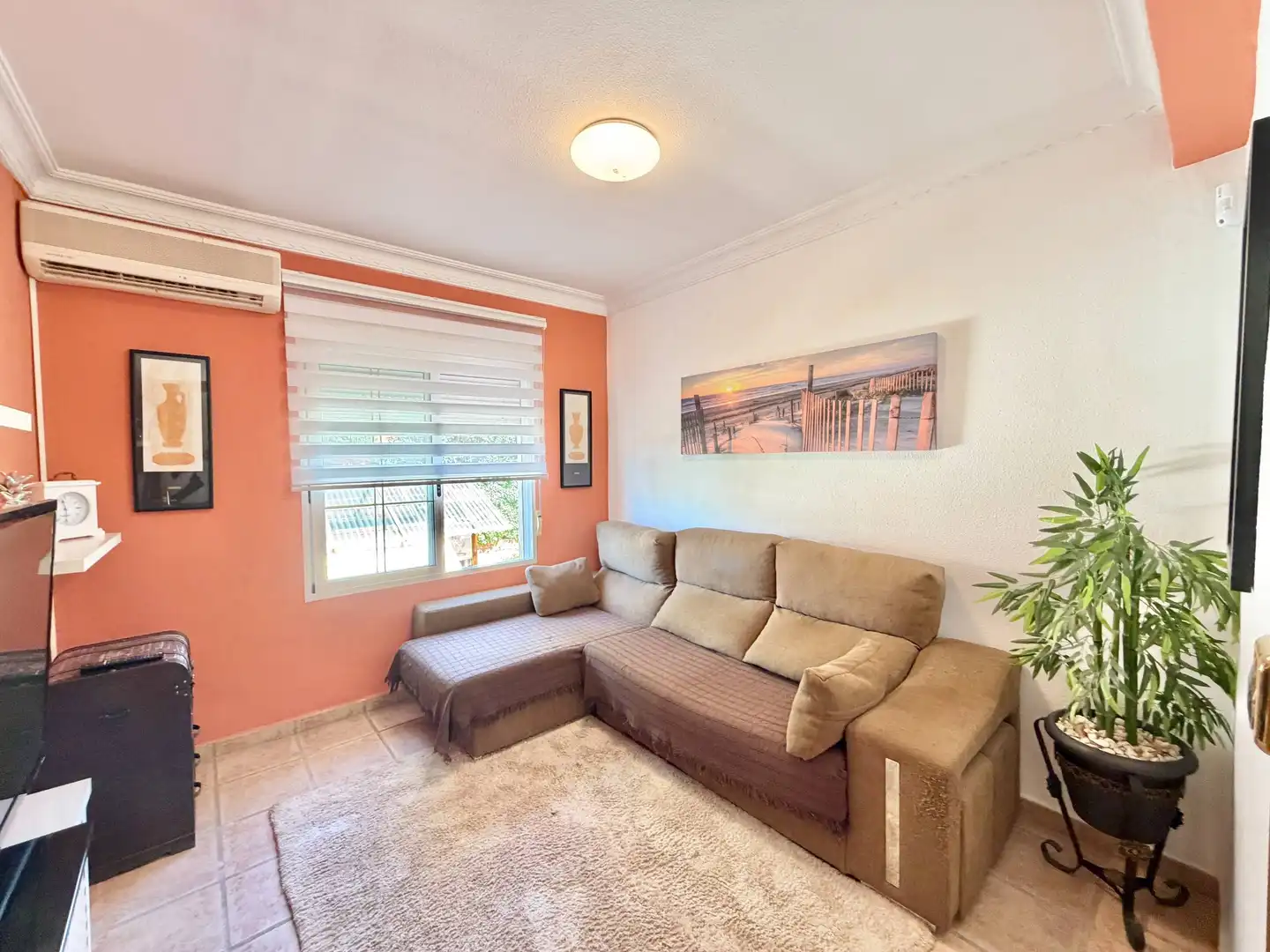 Living room of Houses for sale in San Vicente del Raspeig / Sant Vicent del Raspeig  with Heating, Terrace and Storage room