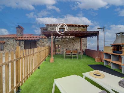 Terrassa de Casa o xalet en venda en Adeje amb Jardí privat, Terrassa i Moblat