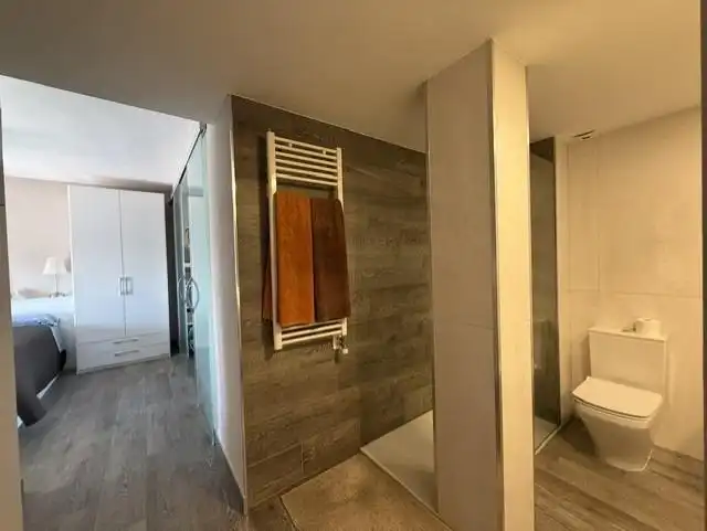 Baño de Piso en venta en Sabadell con Calefacción y Terraza